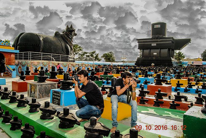 Koti Lingeshwara Temple